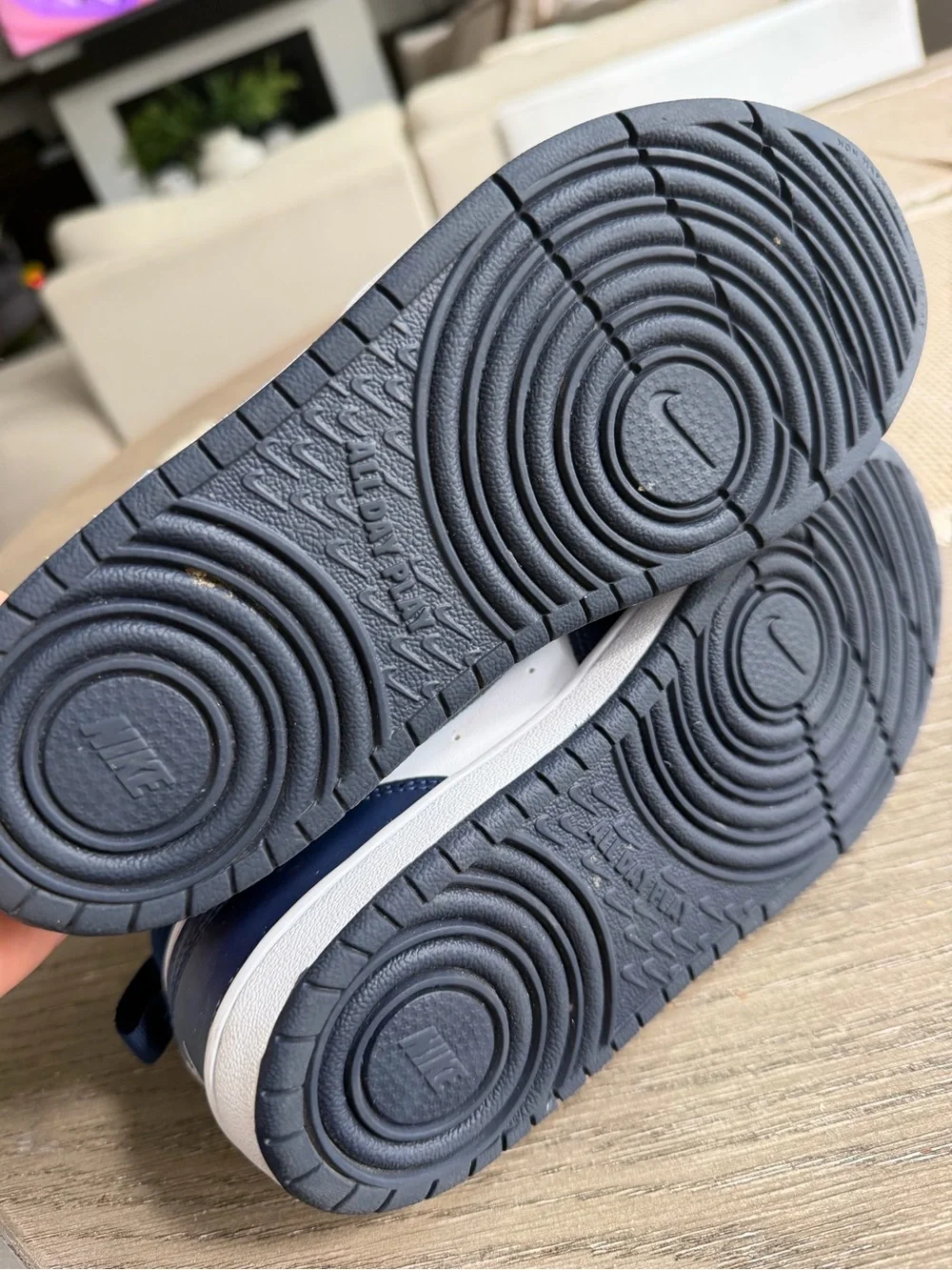 Nike Kids Navy & White High-Top Sneakers 3Y